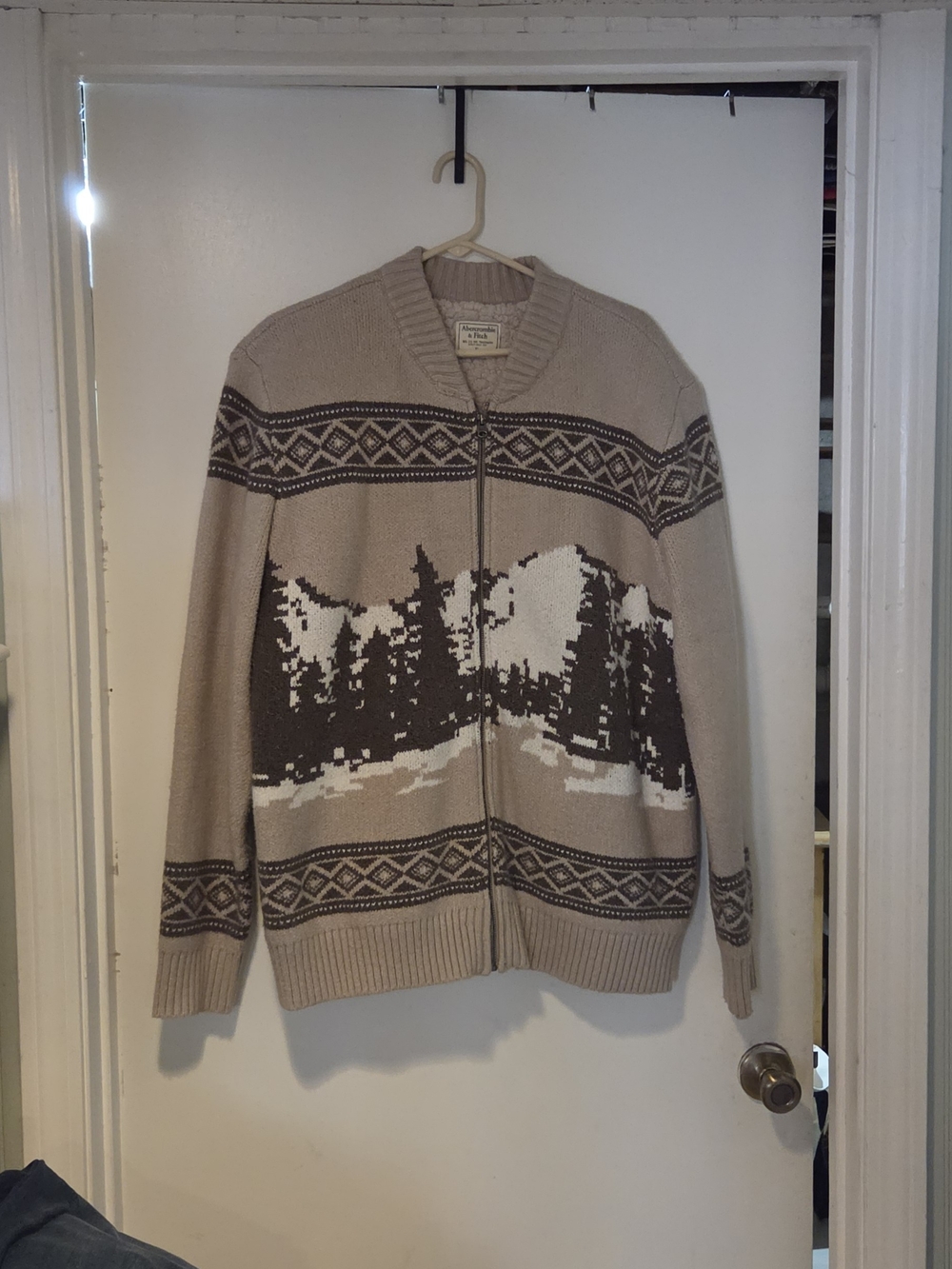 Abercrombie & Fitch Taupe and Brown Mountain Zip-Up Sweater
